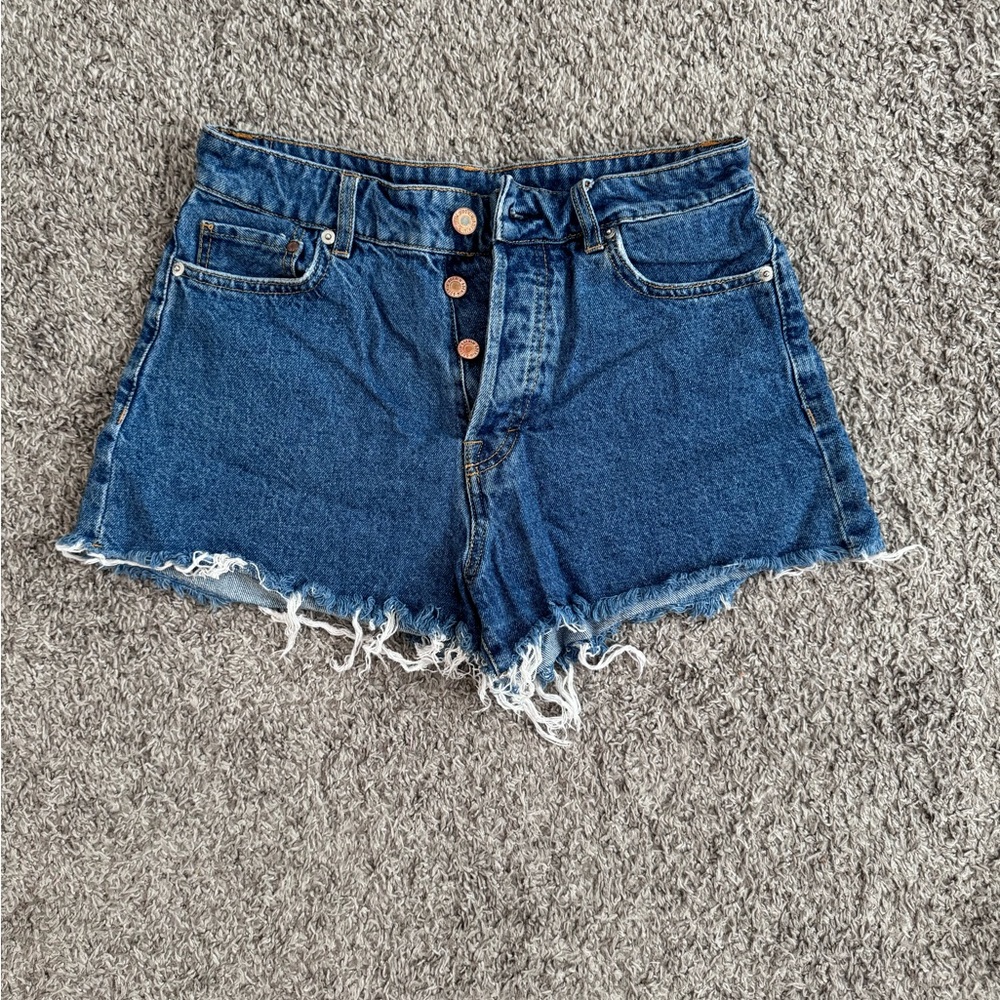 Distressed medium wash shorts, denim, high waisted